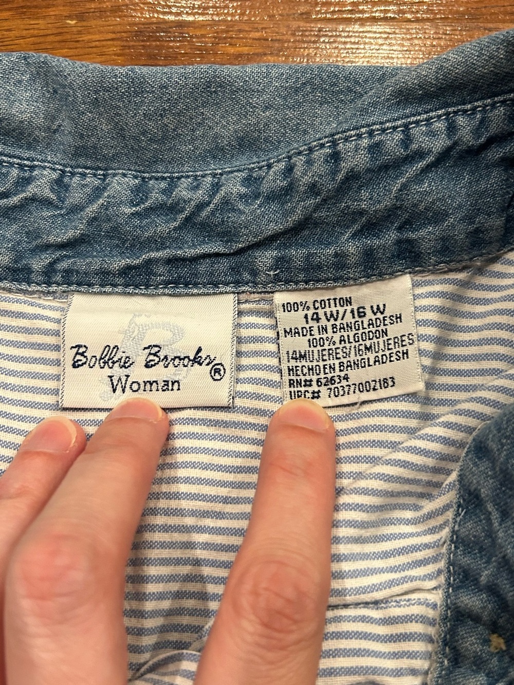 Vintage Bobbie Brooks Striped Button-Up Shirt with Floral Hummingbird Embroidery - Picture 3 of 4